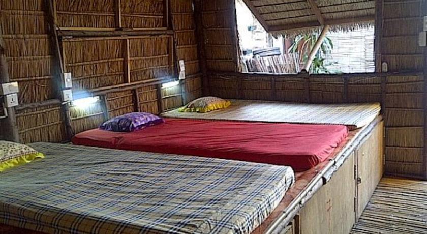 New Phiman Riverview Guesthouse Бангкок Экстерьер фото