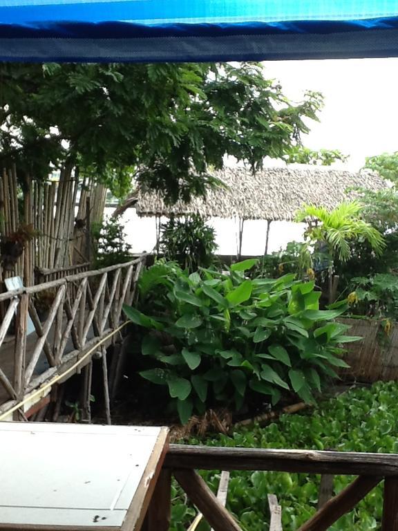New Phiman Riverview Guesthouse Бангкок Экстерьер фото