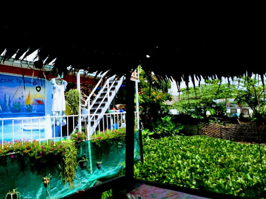 New Phiman Riverview Guesthouse Бангкок Экстерьер фото