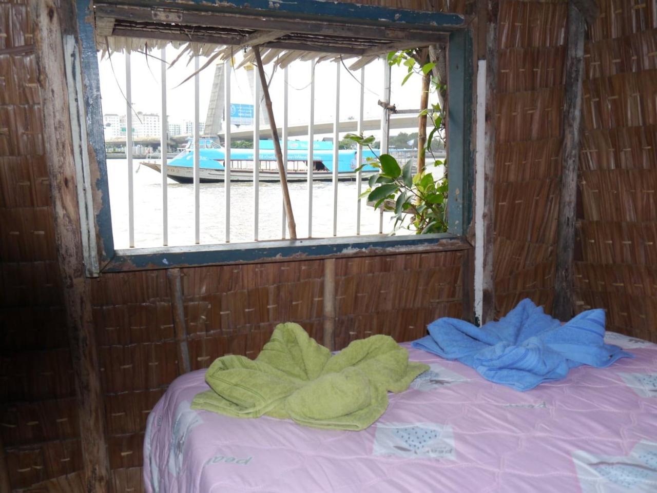 New Phiman Riverview Guesthouse Бангкок Экстерьер фото